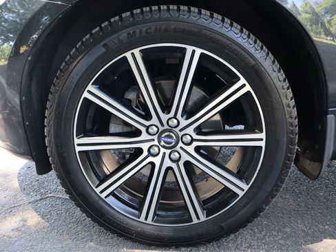 Used 2015 Volvo XC60 T5 AWD/4WD image 41