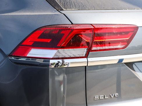 Used 2023 Volkswagen Atlas Cross Sport SEL image 6