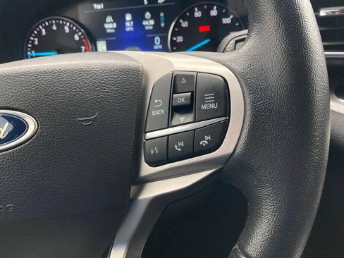 Used 2023 Ford Explorer XLT w/ Equipment Group 202A RWD image 19