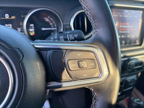 Used 2023 Jeep Wrangler Unlimited Sahara w/ Cold Weather Group image 25