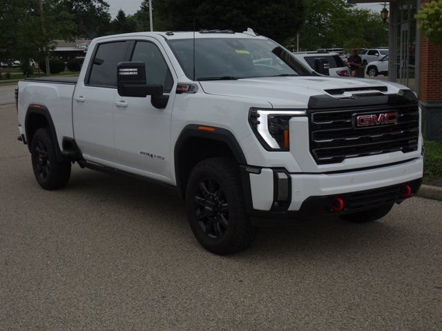 Used 2024 GMC Sierra 2500 AT4 w/ AT4 Premium Plus Package AWD/4WD image 32