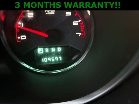 Used 2013 Dodge Avenger SE image 16