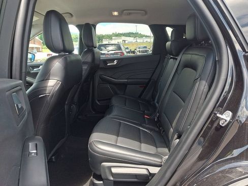 Used 2025 Ford Escape Platinum w/ Class II Trailer Tow Package AWD/4WD image 10