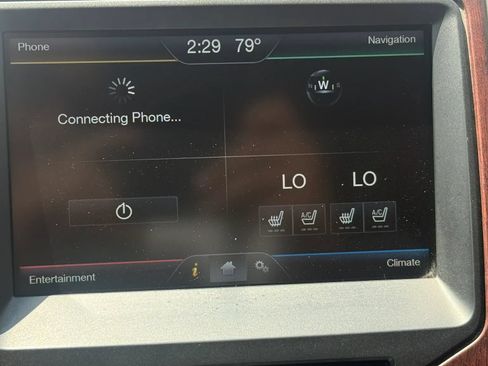 Used 2014 Ford F150 King Ranch w/ King Ranch Luxury Package AWD/4WD image 18