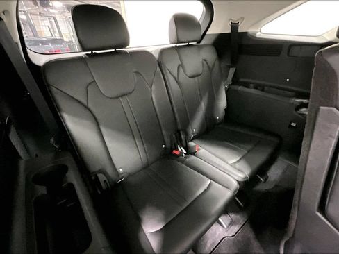 Used 2025 Kia Sorento S w/ Panoramic Sunroof Package AWD/4WD image 34