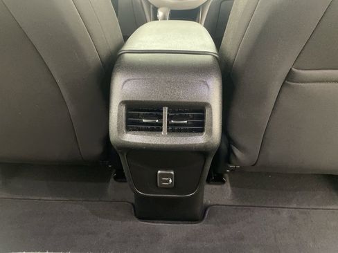 Used 2022 Chevrolet Equinox LS AWD/4WD image 20