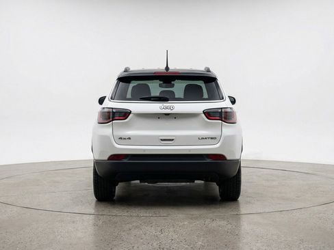 Used 2025 Jeep Compass Trailhawk image 7