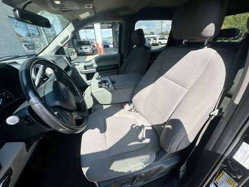 Used 2018 Ford F150 XLT w/ Equipment Group 302A Luxury AWD/4WD image 14