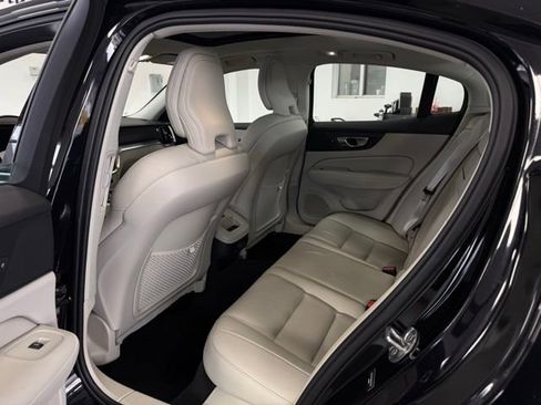 Certified 2024 Volvo S60 B5 Core image 26