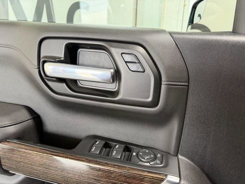 Used 2021 GMC Sierra 1500 Elevation w/ Preferred Package AWD/4WD image 14