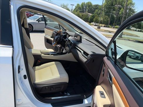 Used 2020 Lexus RX 350 AWD w/ Premium Package image 15