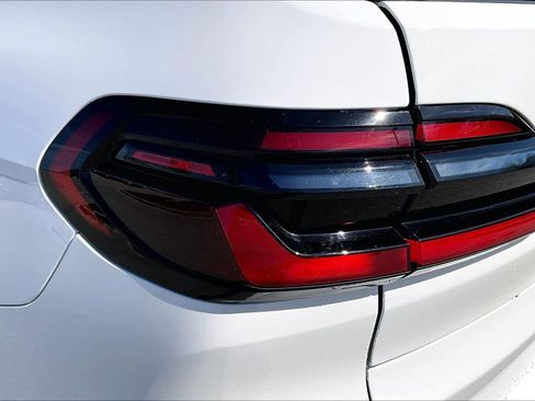 Certified 2025 BMW X7 xDrive40i image 30