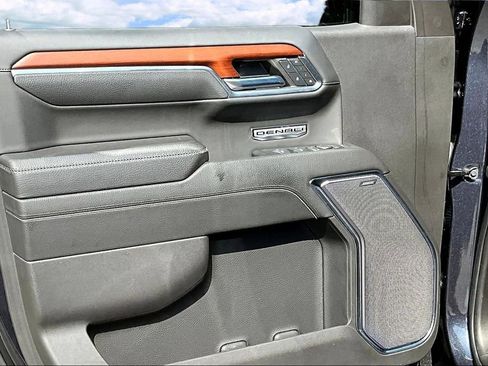 Used 2023 GMC Sierra 1500 Denali AWD/4WD image 23