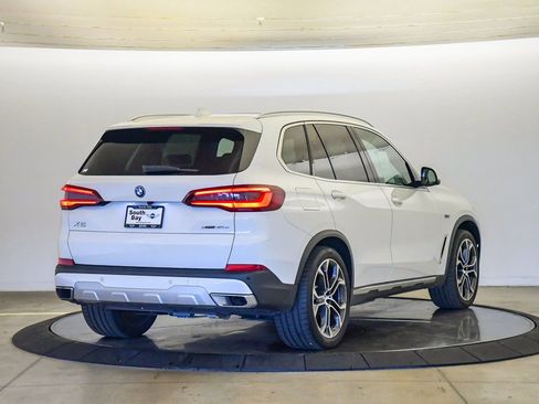 Used 2023 BMW X5 xDrive45e w/ Climate Comfort Package image 4