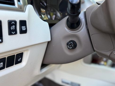 Used 2011 Lexus GX 460 Premium AWD/4WD image 61
