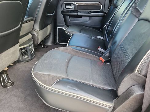 Used 2021 RAM 2500 Laramie AWD/4WD image 10
