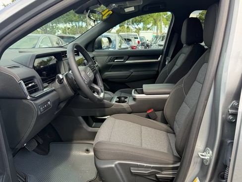 New 2026 GMC Terrain Elevation w/ Black Edition FWD image 12