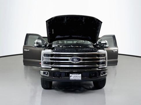 Used 2025 Ford F350 Platinum w/ Platinum Plus Package AWD/4WD image 26