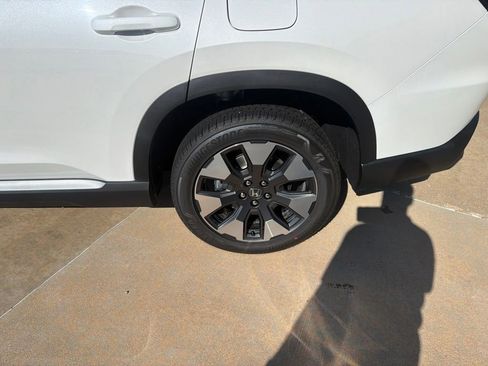 New 2026 Honda Pilot Elite image 16