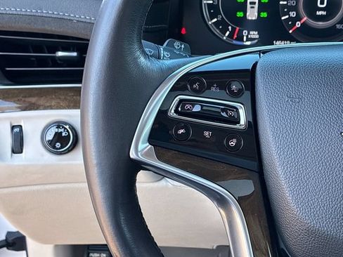 Used 2019 Cadillac Escalade Luxury RWD image 28
