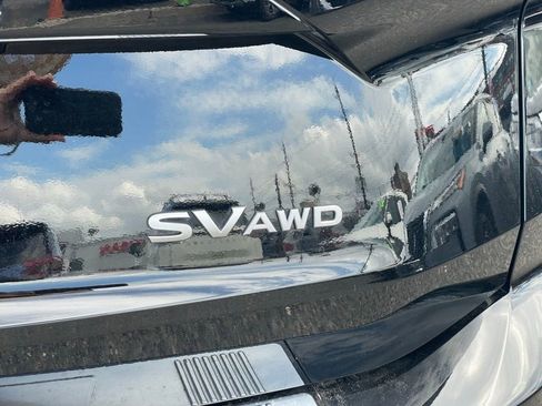 Certified 2024 Nissan Rogue SV image 25