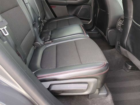 Used 2024 Ford Escape ST-Line image 26