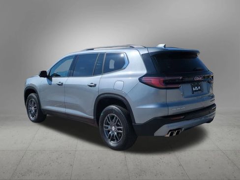 Used 2025 GMC Acadia Elevation image 4