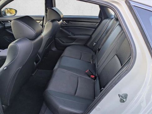 Used 2022 Honda Accord Sport image 19