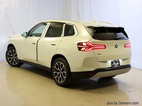 Used 2026 BMW X3 xDrive30 w/ Premium Package image 8