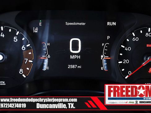 Used 2025 Jeep Compass Latitude AWD/4WD image 30
