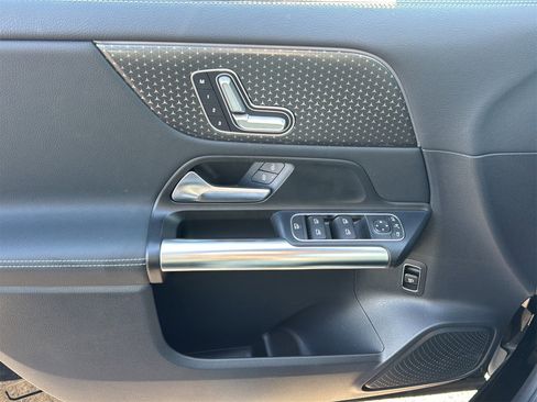 Certified 2025 Mercedes-Benz GLA 250 GLA 250 image 22