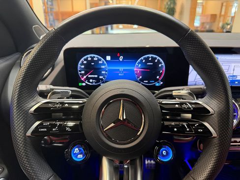 Used 2025 Mercedes-Benz GLA 35 AMG 4MATIC image 42