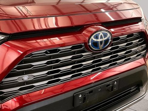 Used 2020 Toyota RAV4 Limited w/ Limited Grade Weather Package AWD/4WD image 29