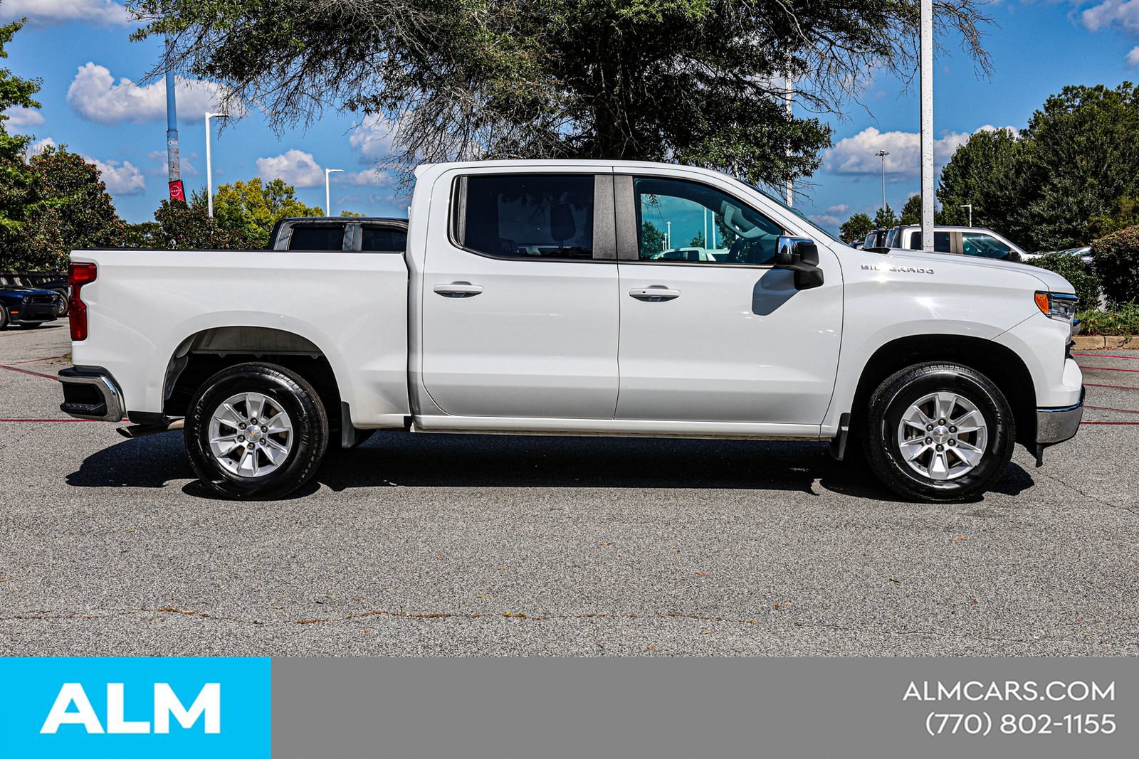 Used 2025 Chevrolet Silverado 1500 LT RWD image 10