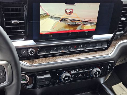 Certified 2025 Chevrolet Silverado 1500 RST w/ Convenience Package II AWD/4WD image 23