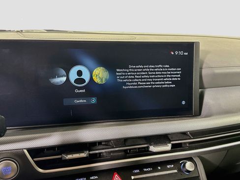 Used 2025 Hyundai Sonata SE FWD image 18