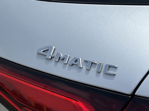 New 2025 Mercedes-Benz GLC 350e 4MATIC image 13