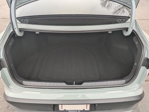 Used 2025 Kia K4 EX image 16