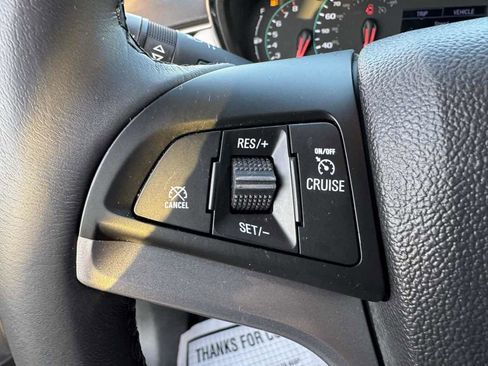 Used 2020 Chevrolet Trax LT w/ LT Convenience Package image 14