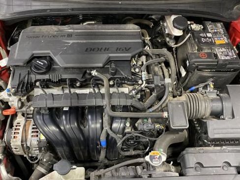 Used 2023 Hyundai Elantra Limited w/ Cargo Package FWD image 28