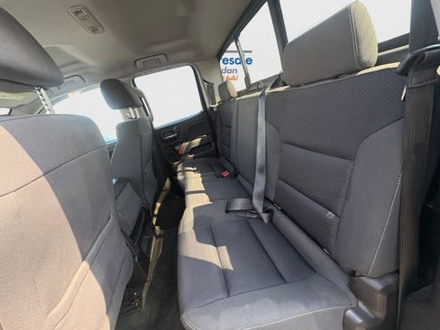 Used 2018 GMC Sierra 1500 SLE w/ Black Pack AWD/4WD image 18