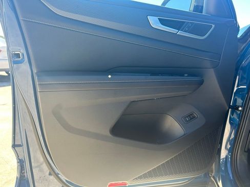 New 2026 Volkswagen Atlas Cross Sport SEL R-Line image 52