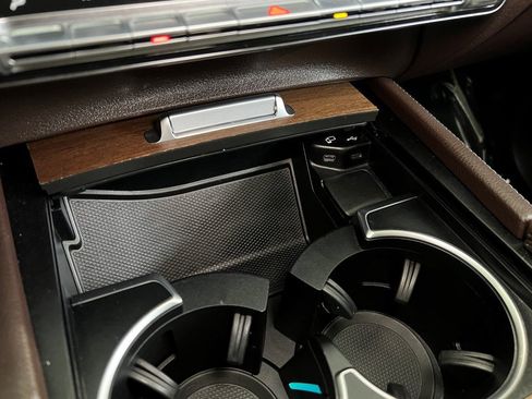 Used 2022 Mercedes-Benz GLE 350 4MATIC image 45