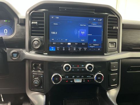 Certified 2025 Ford F150 XLT w/ Equipment Group 302A MID AWD/4WD image 19