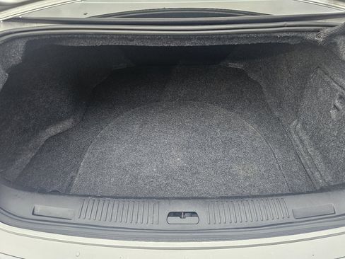 Used 2010 Cadillac CTS Luxury image 12