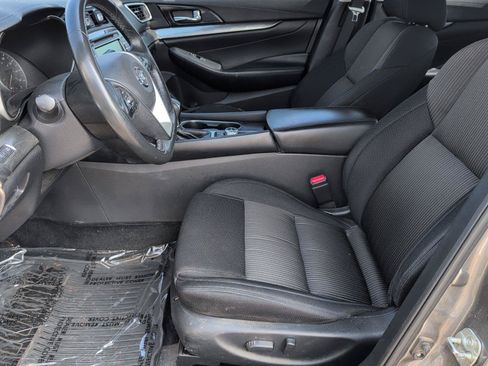Used 2019 Nissan Maxima 3.5 S w/ Floor Mat Group FWD image 12