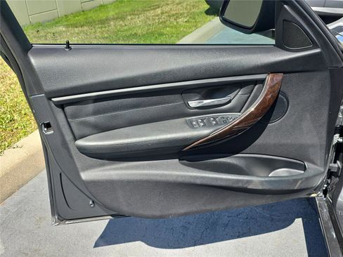 Used 2015 BMW 328i Sedan image 11