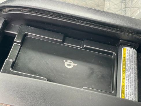 Used 2022 Toyota Highlander Bronze Edition image 29