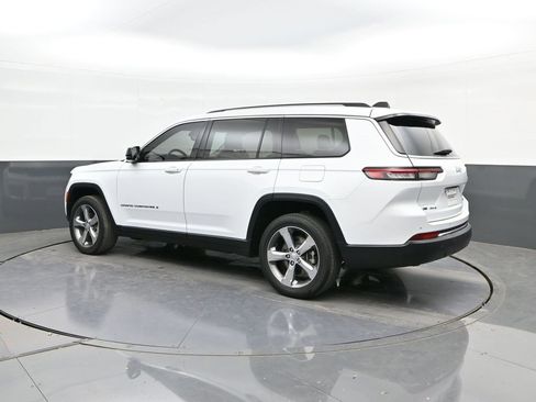 Used 2022 Jeep Grand Cherokee L Limited image 5