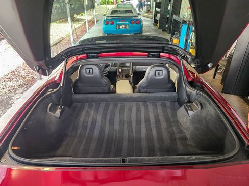 Used 2007 Chevrolet Corvette Coupe w/ Preferred Equipment Group RWD image 27
